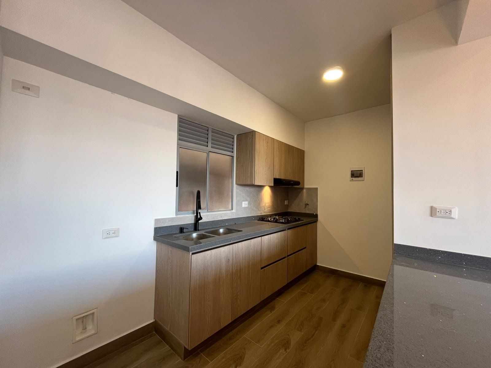 APARTAMENTO EN ARRIENDO UBICADO EN RIONEGRO SECTOR SAN NICOLAS - 2