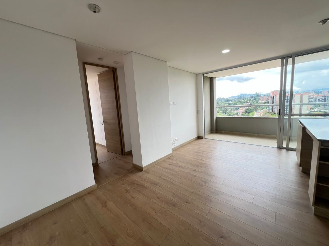 APARTAMENTO EN VENTA UBICADO EN RIONEGRO SECTOR LOS COLEGIOS - 6