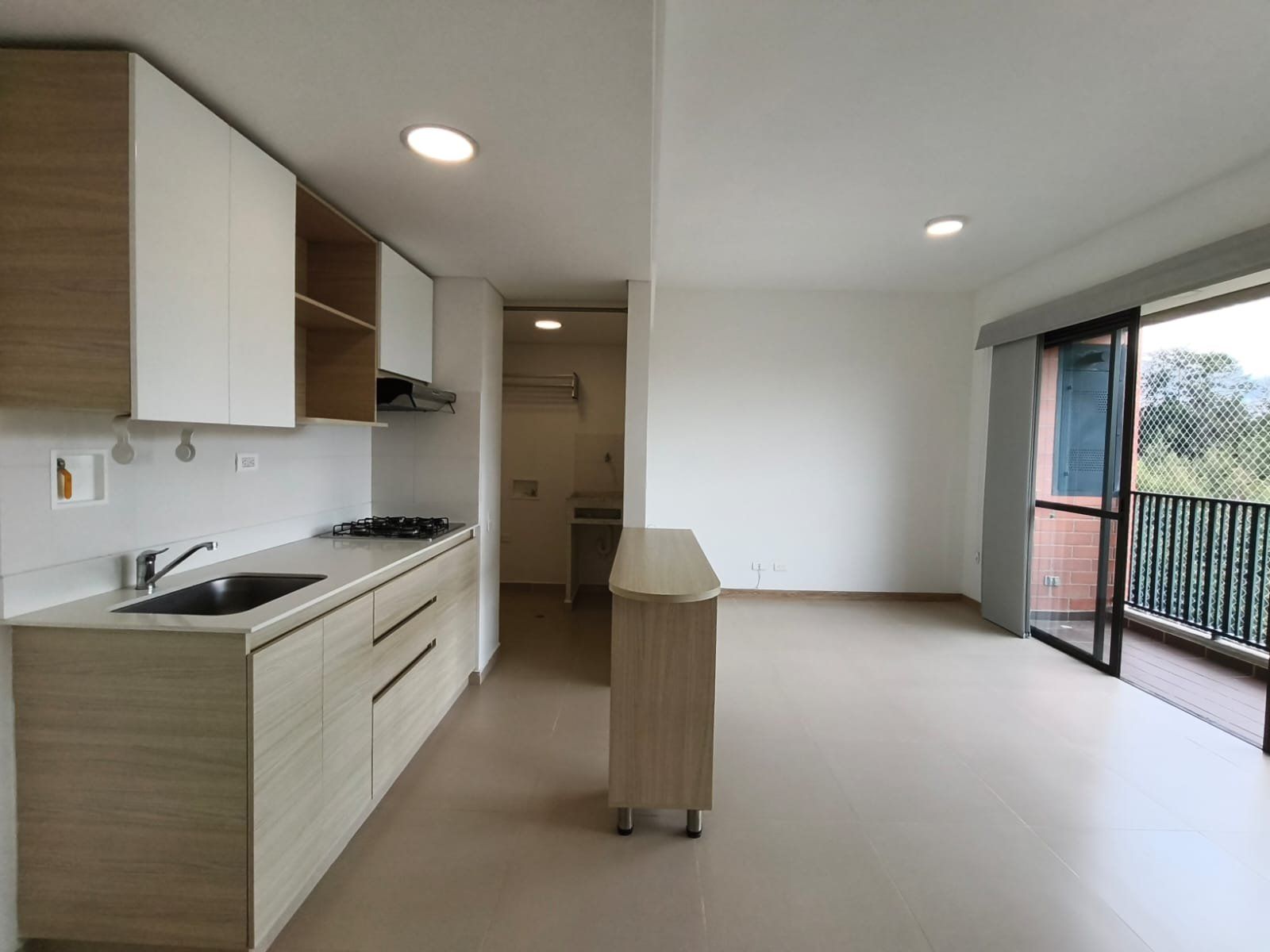 APARTAMENTO EN ARRIENDO UBICADO EN RIONEGRO SECTOR BARRO BLANCO - 2