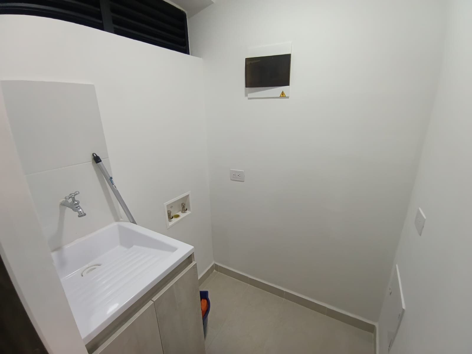 APARTAMENTO EN ARRIENDO UBICADO EN EL RETIRO SECTOR PURO CUERO - 12