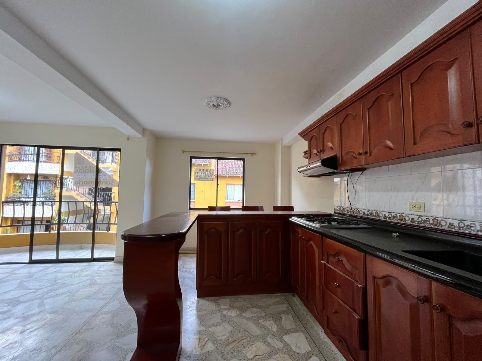 APARTAMENTO EN ARRIENDO UBICADO EN RIONEGRO SECTOR SAN ANTONIO - 2