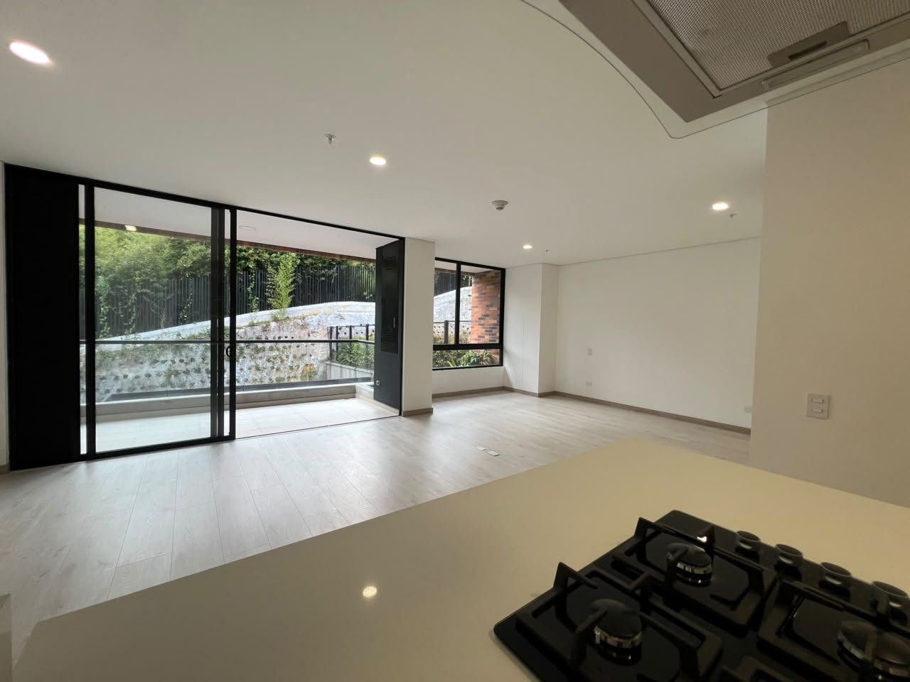 APARTAMENTO EN ARRIENDO UBICADO EN EL RETIRO SECTOR LA FE - 2