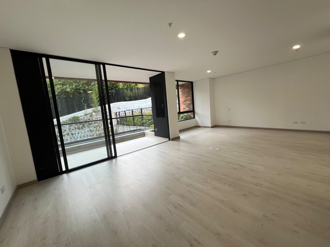 APARTAMENTO EN ARRIENDO UBICADO EN EL RETIRO SECTOR LA FE - 4