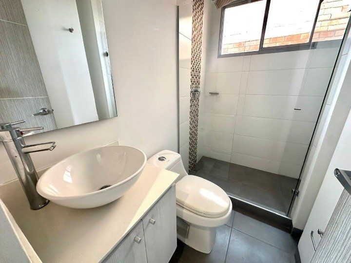 APARTAMENTO EN ARRIENDO UBICADO EN ENVIGADO SECTOR LOMA DEL ESMERALDAL - 7