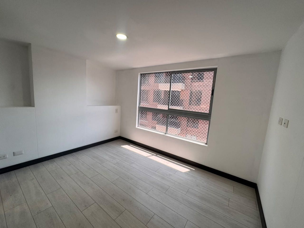 APARTAMENTO EN ARRIENDO UBICADO MEDELLIN SECTOR POBLADO - 4