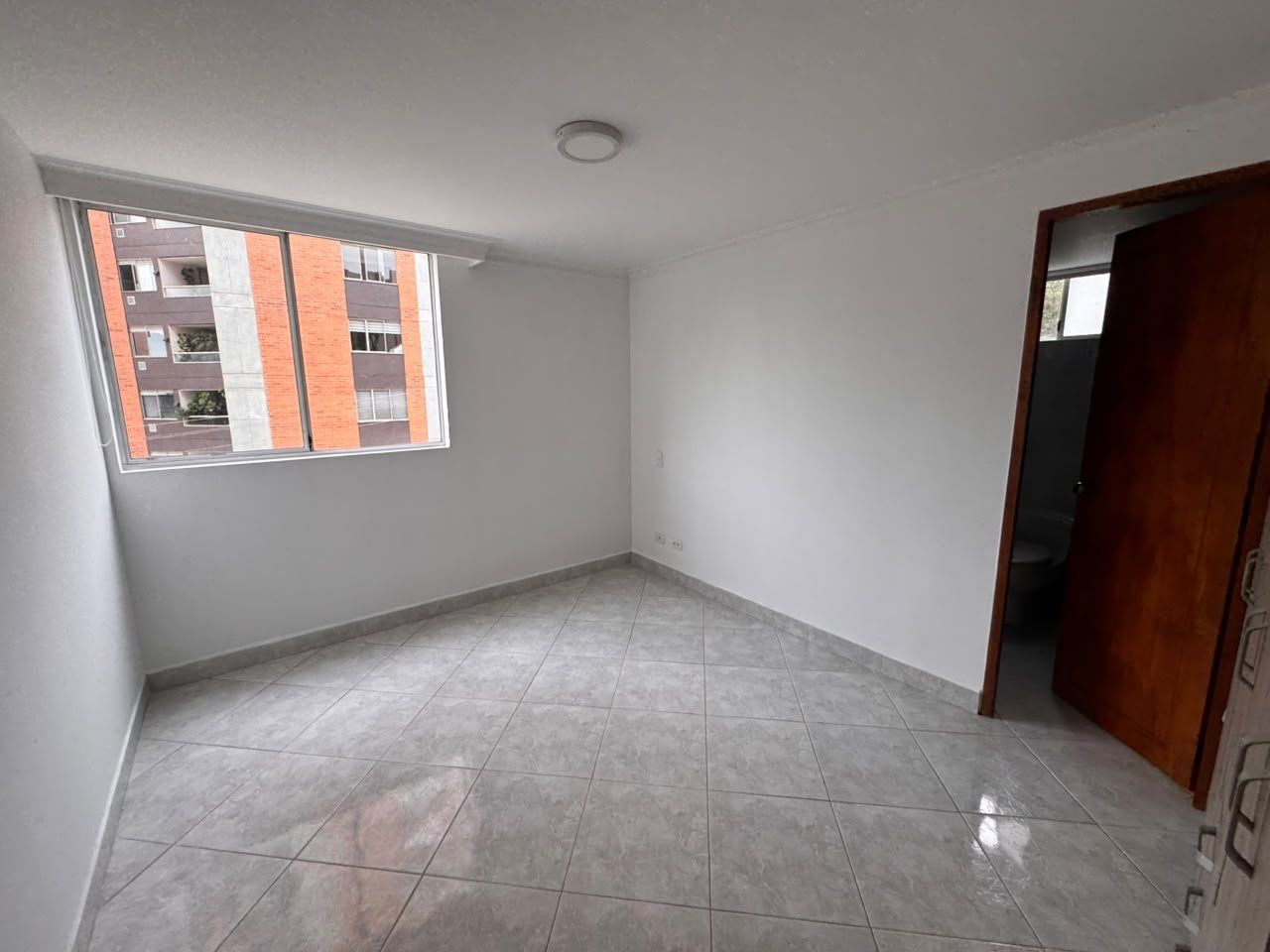 APARTAMENTO EN ARRIENDO UBICADO EN MEDELLIN SECTOR LOS BALSOS - 3