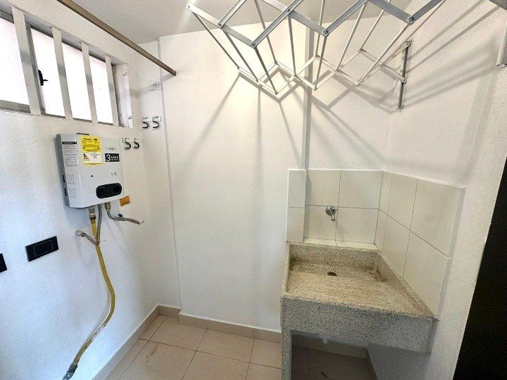 APARTAESTUDIO EN ARRIENDO UBICADO EN MEDELLIN SECTOR LALINDE - 7