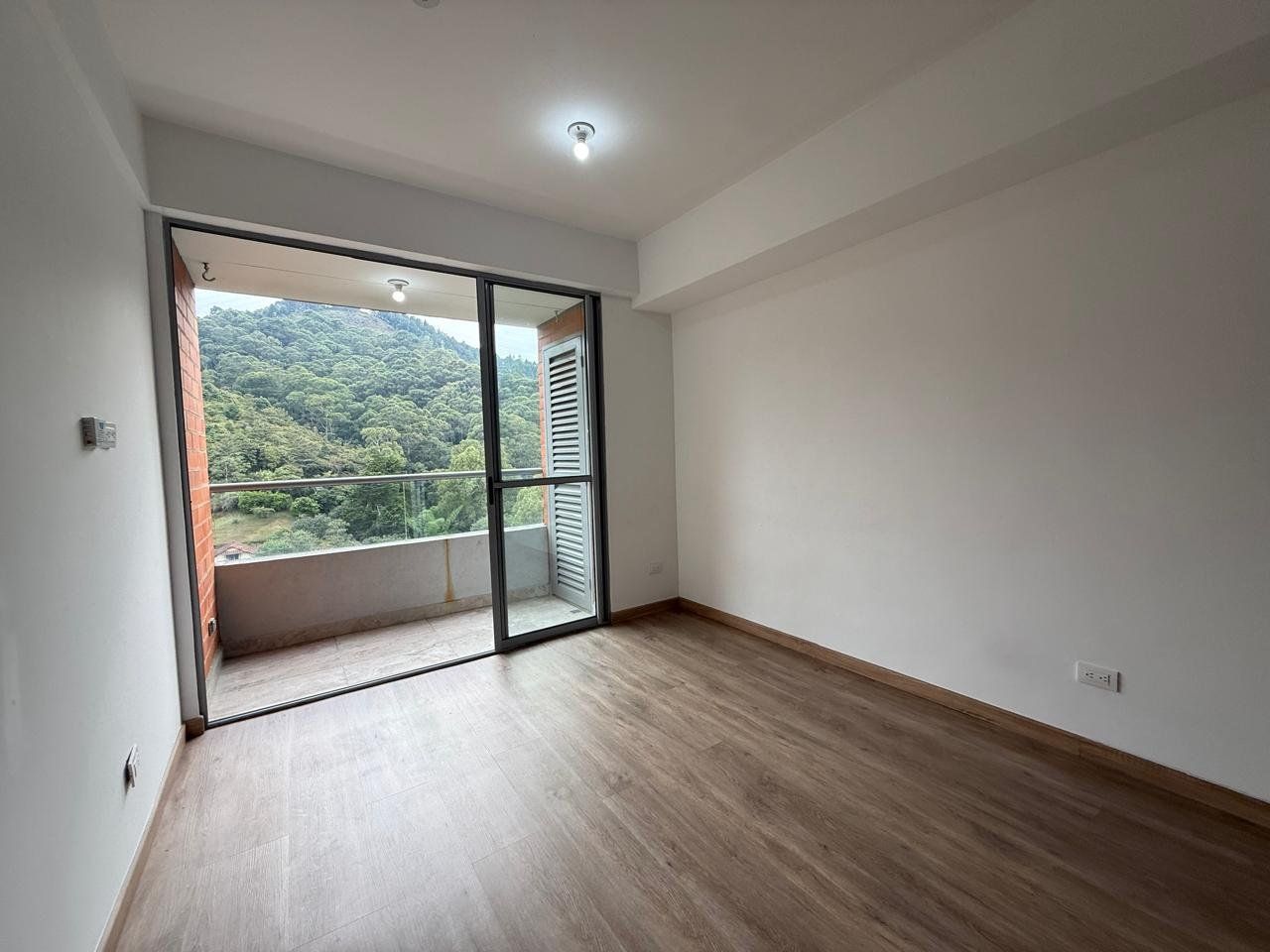 APARTAMENTO EN ARRIENDO UBICADO EN SABANETA SECTOR SAN REMO - 2