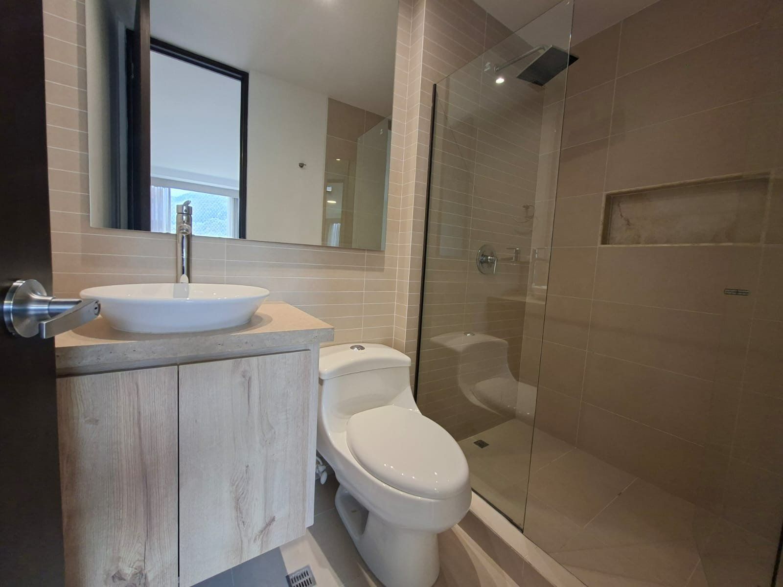 APARTAMENTO EN ARRIENDO UBICADO EN EL POBLADO SECTOR EL TESORO - 12