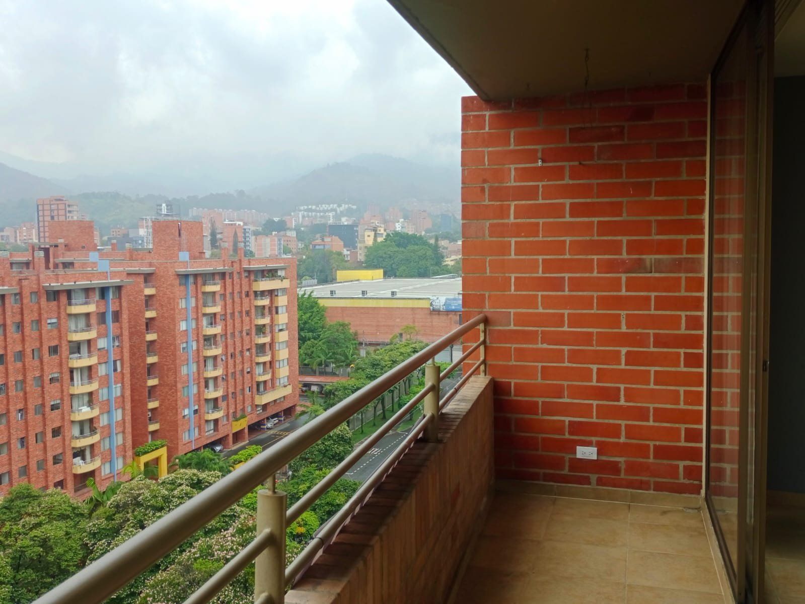 APARTAMENTO EN ARRIENDO UBICADO EN MEDELLÍN SECTOR LAURELES - 17