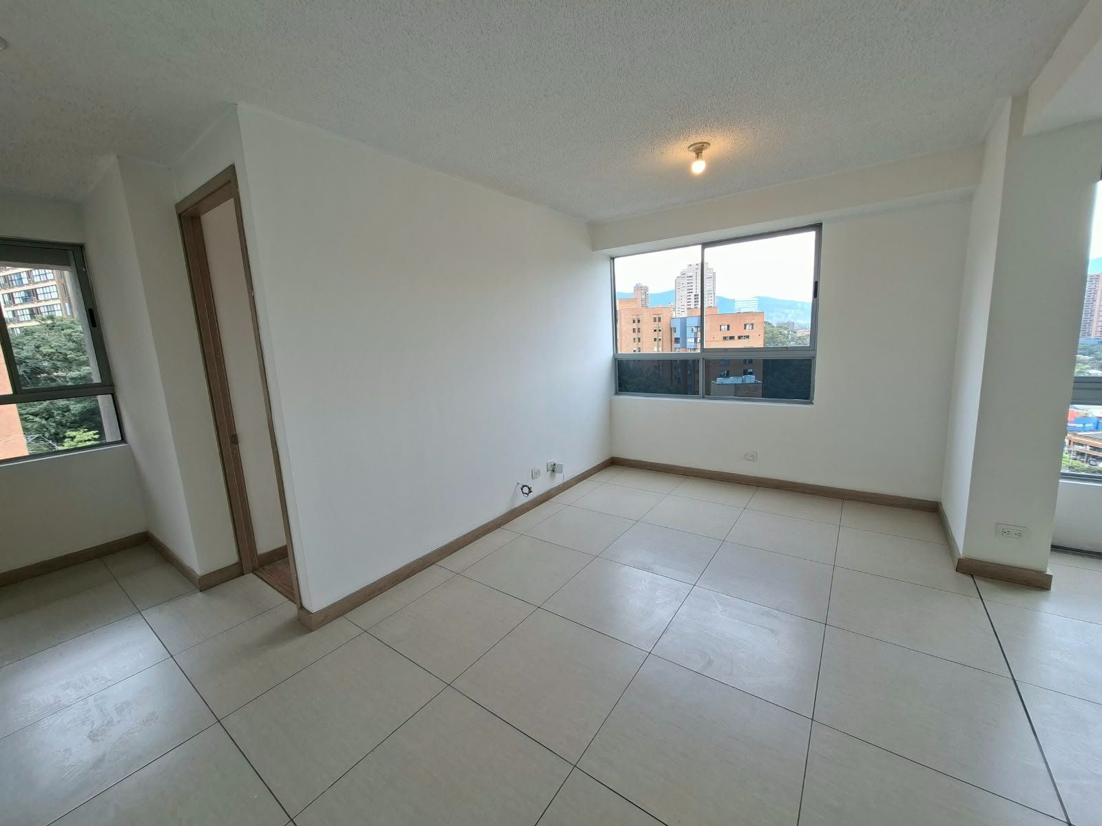 APARTAMENTO EN ARRIENDO UBICADO EN MEDELLIN SECTOR POBLADO - 5