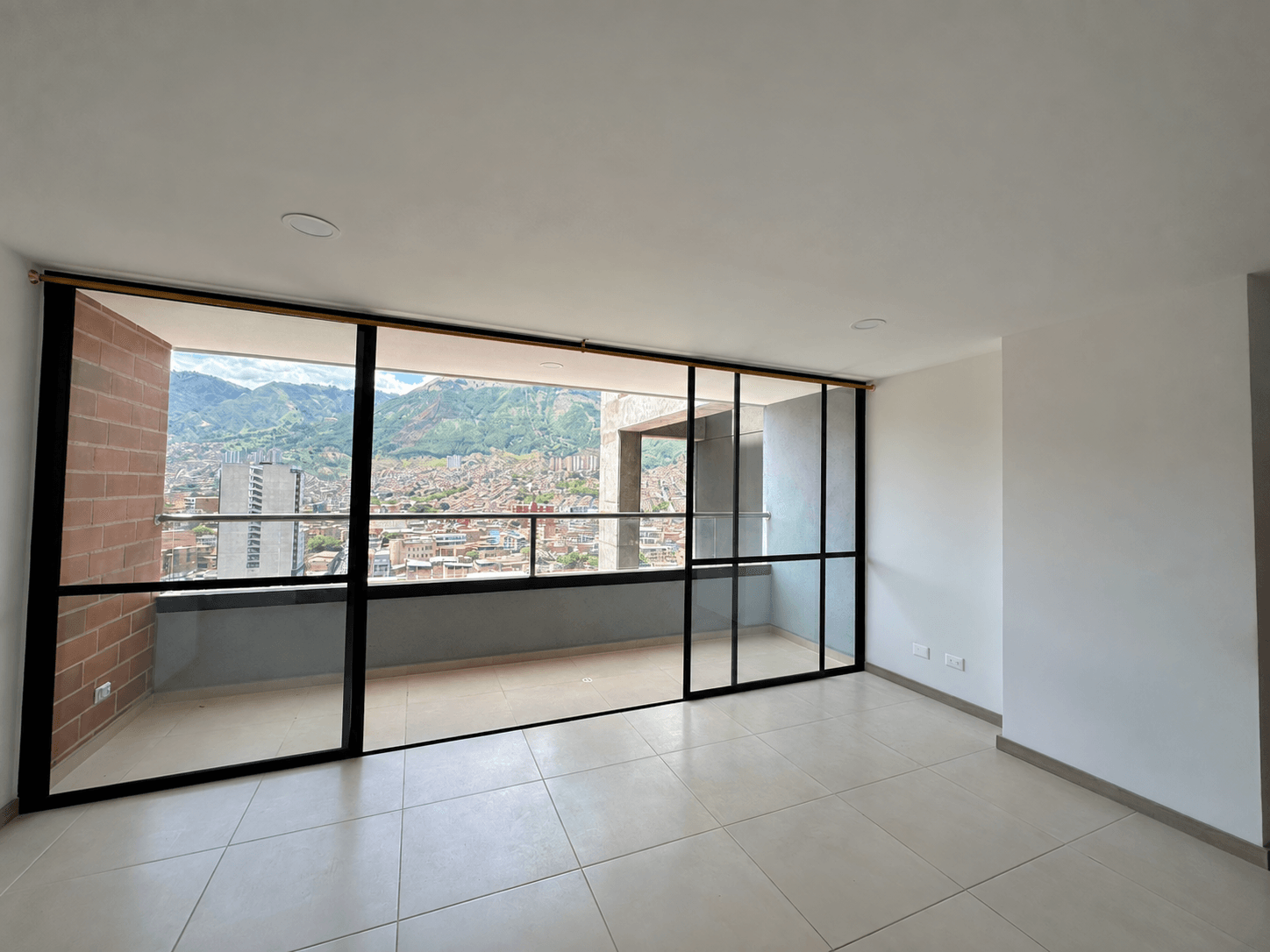 APARTAMENTO EN ARRIENDO UBICADO BELLO SECTOR MACHESTER - 2