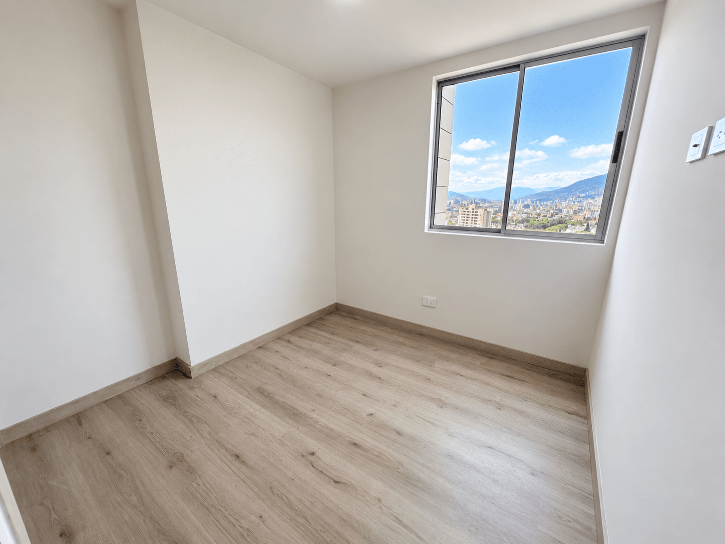 APARTAMENTO EN ARRIENDO UBICADO EN ENVIGADO SECTOR LA PAZ - 6