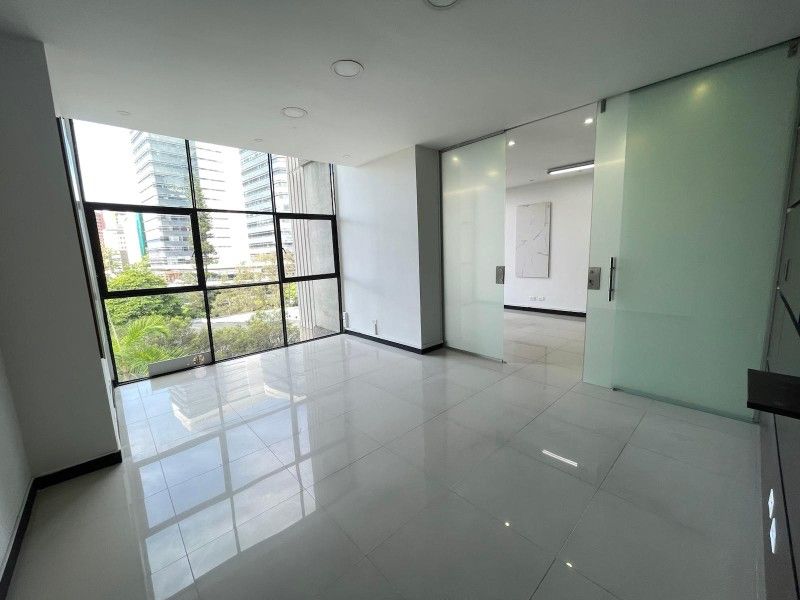OFICINA EN ARRIENDO UBICADA EN MEDELLIN SECTOR POBLADO - 7