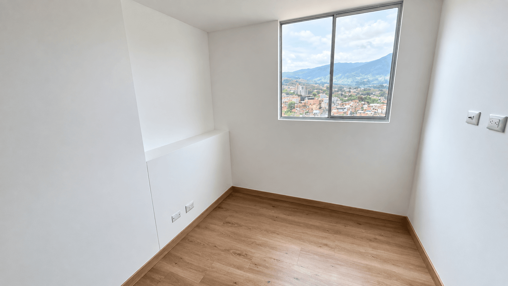 APARTAMENTO EN ARRIENDO UBICADO EN ITAGUI SECTOR DITAIRES - 4