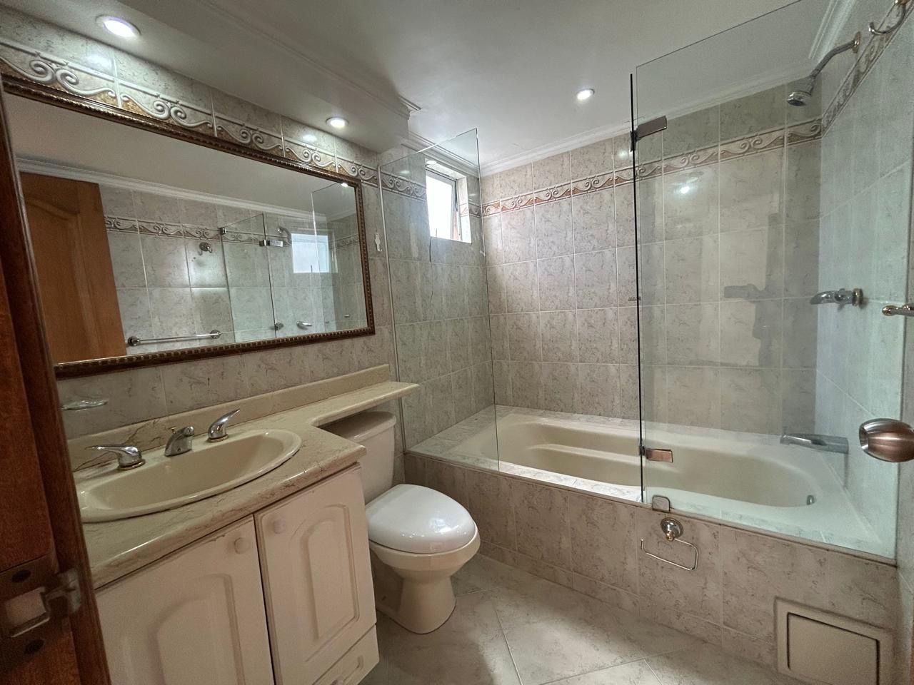 APARTAMENTO EN ARRIENDO UBICADO EN MEDELLIN SECTOR LAURELES - 15