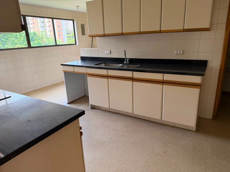 APARTAMENTO EN VENTA UBICADO EN MEDELLIN POR EL SECTOR CASTROPOL - 8