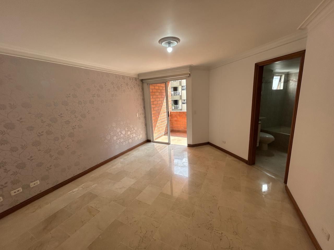 APARTAMENTO EN ARRIENDO UBICADO EN MEDELLIN SECTOR LAURELES - 7