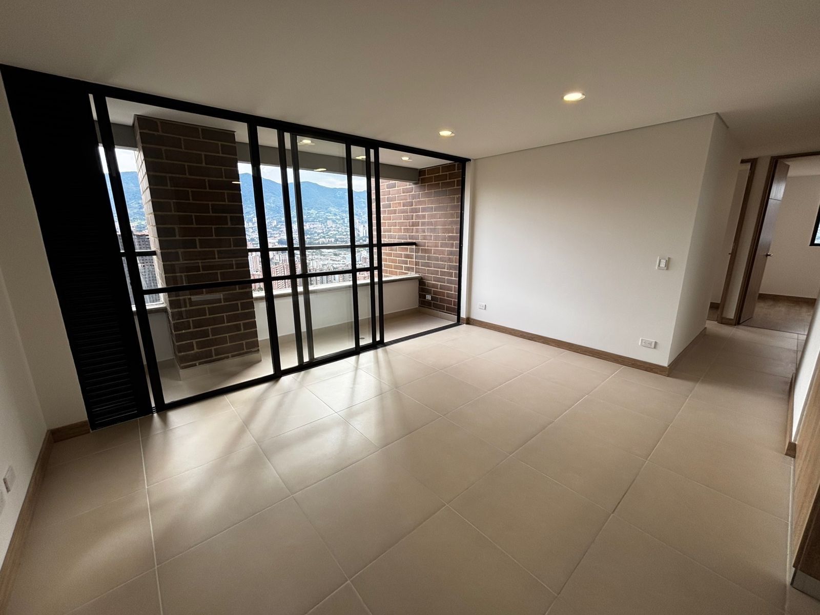 APARTAMENTO EN ARRIENDO UBICADO ENVIGADO SECTOR LA CUENCA - 4