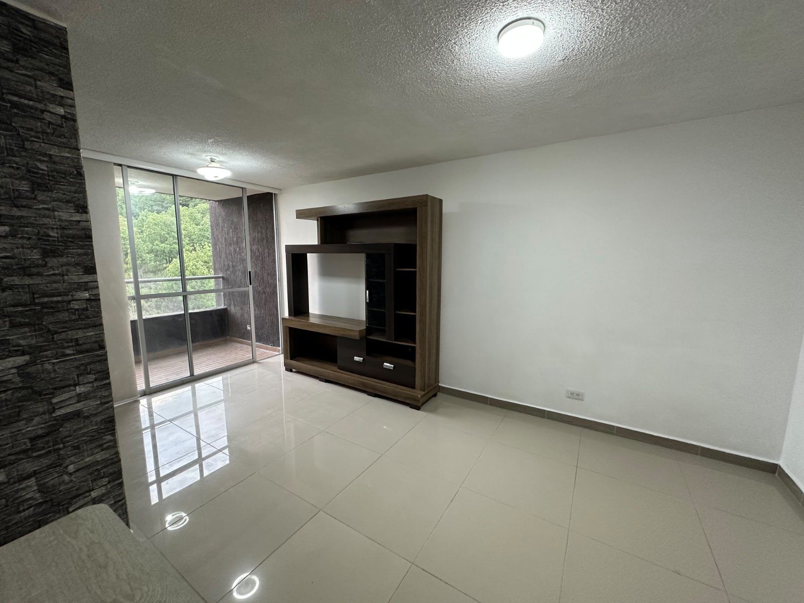 APARTAMENTO EN ARRIENDO UBICADO BELLO SECTOR AMAZONIA