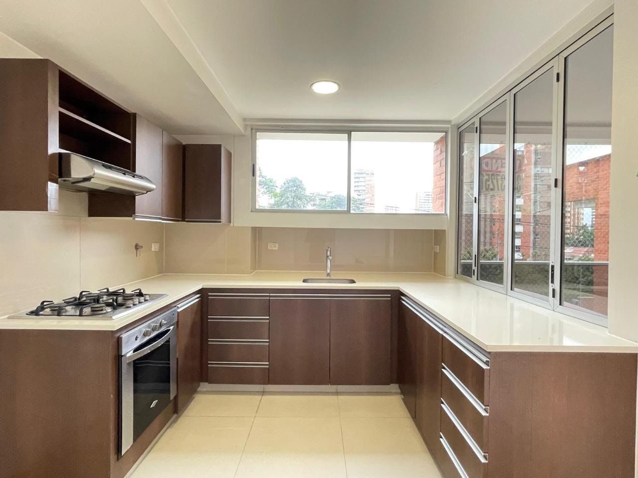 APARTAMENTO EN VENTA UBICADO EN MEDELLIN SECTOR EL POBLADO - 7