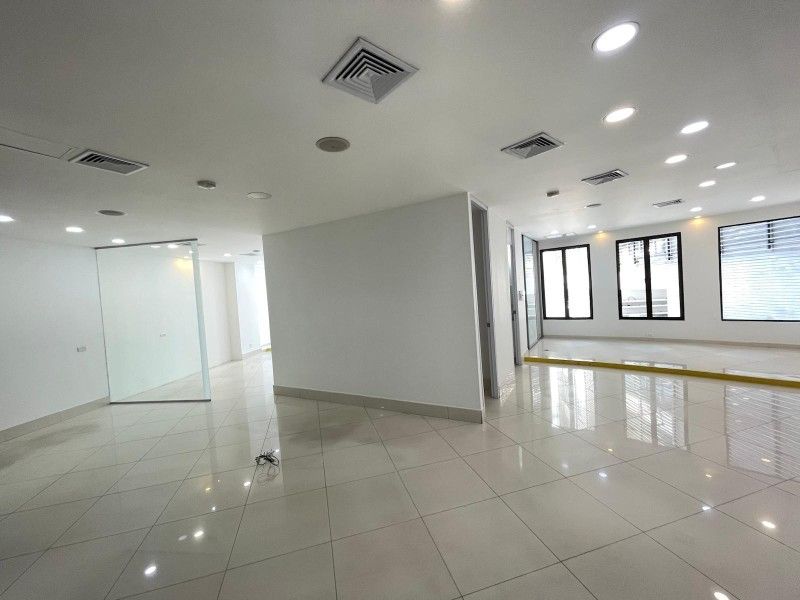 OFICINA EN ARRIENDO UBICADA EN MEDELLIN SECTOR POBLADO - 5