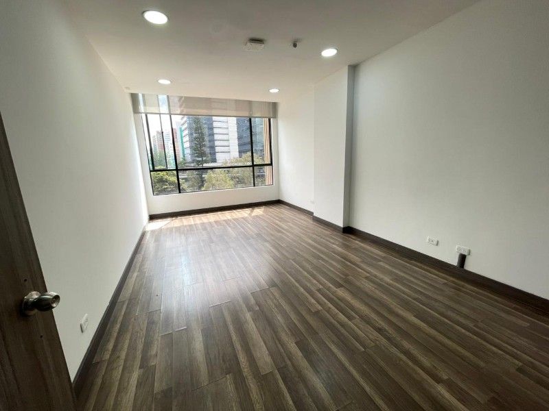 OFICINA EN ARRIENDO UBICADA EN MEDELLÍN SECTOR POBLADO - 14