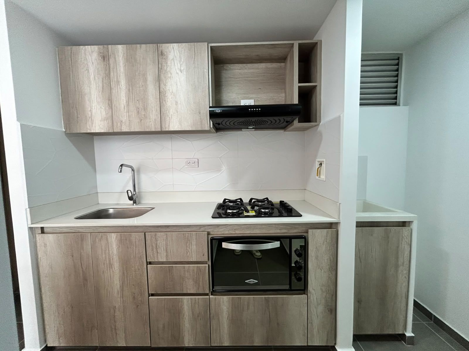 APARTAMENTO EN ARRIENDO UBICADO EN MEDELLIN SECTOR SANTA FE - 2