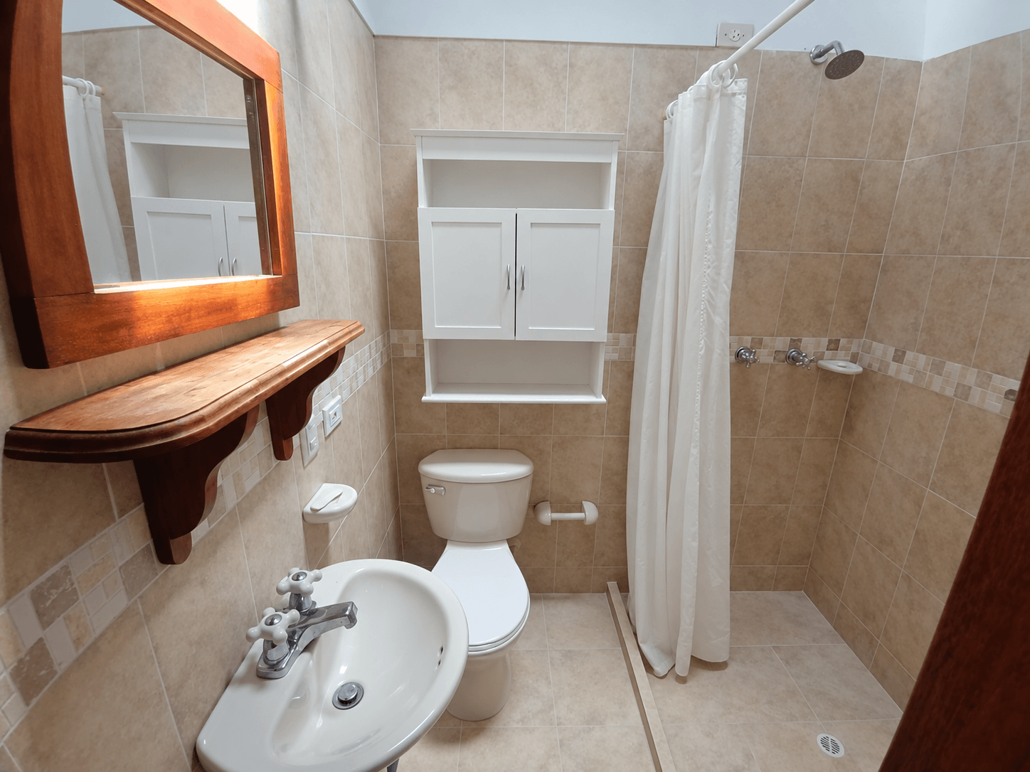 CASA EN ARRIENDO UBICADA EN LA CEJA SECTOR PAYUCO - 13