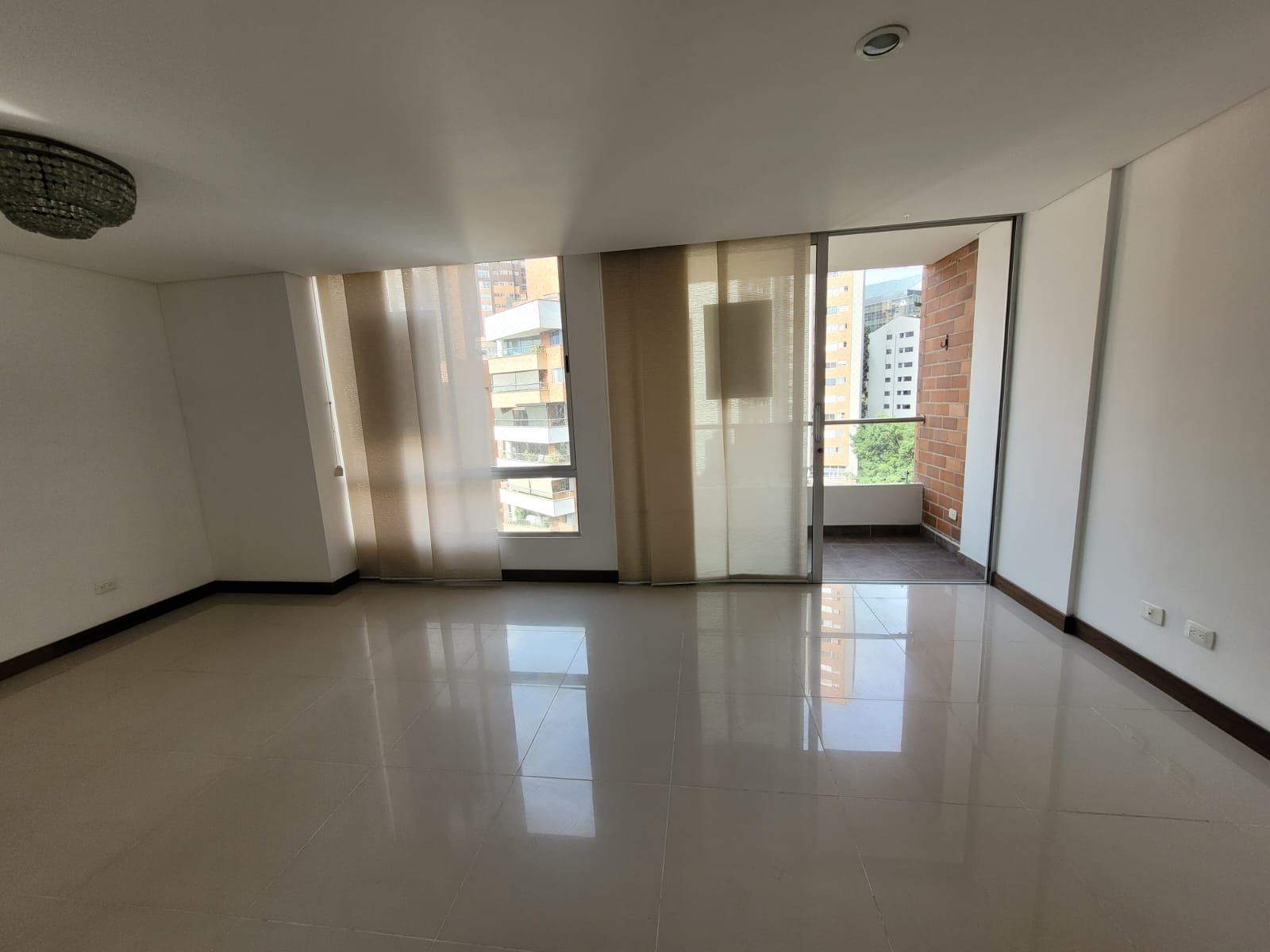 APARTAMENTO EN ARRIENDO UBICADO MEDELLÍN SECTOR POBLADO