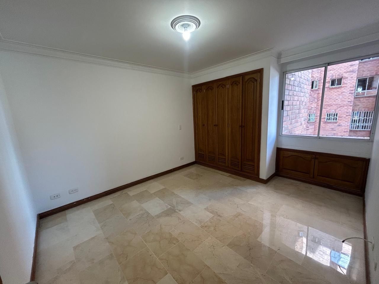 APARTAMENTO EN ARRIENDO UBICADO EN MEDELLIN SECTOR LAURELES - 8