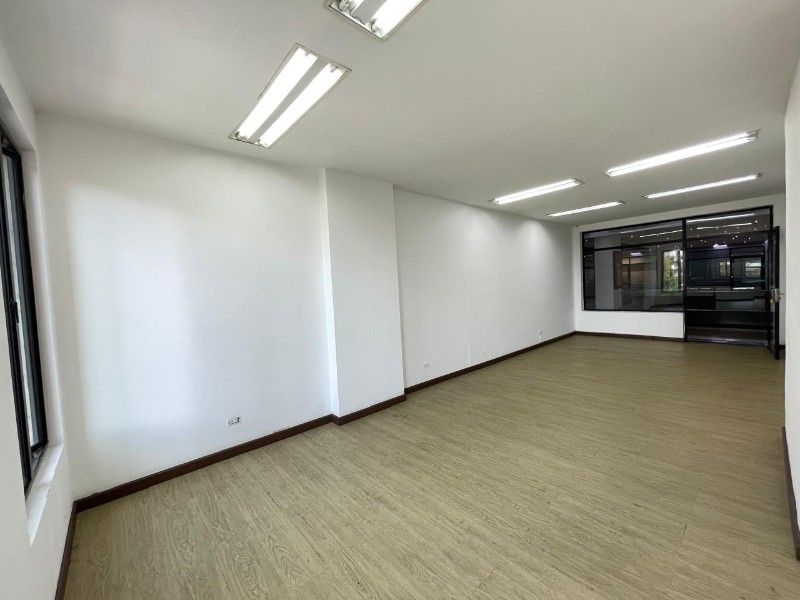 OFICINA EN ARRIENDO UBICADA EN MEDELLIN SECTOR POBLADO - 2