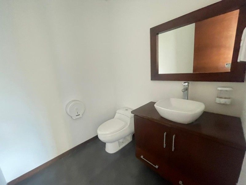 OFICINA EN ARRIENDO UBICADA EN MEDELLÍN SECTOR POBLADO - 16