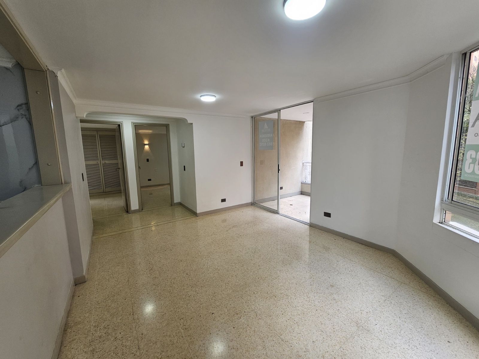 APARTAMENTO EN ARRIENDO UBICADO EN MEDELLÍN SECTOR POBLADO - 2