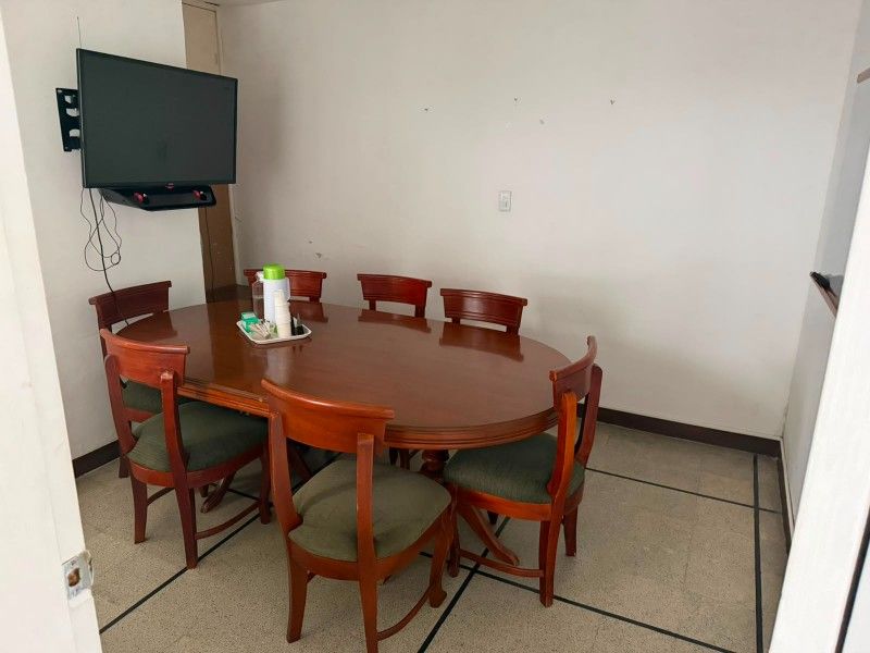 CASA EN VENTA UBICADA EN MEDELLIN SECTOR LAURELES - 2