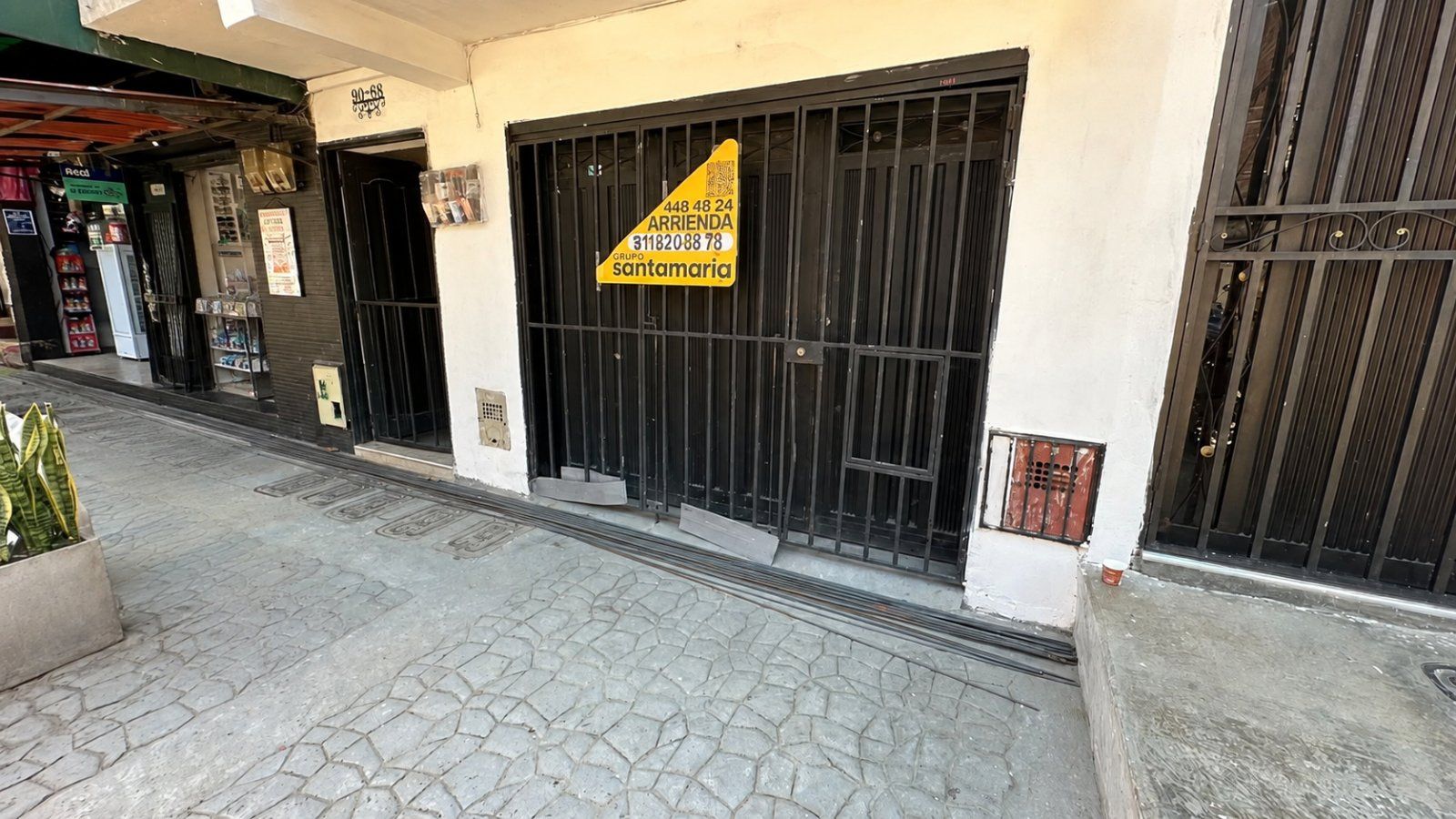 LOCAL EN ARRIENDO UBICADO EN MEDELLÍN SECTOR ARANJUEZ