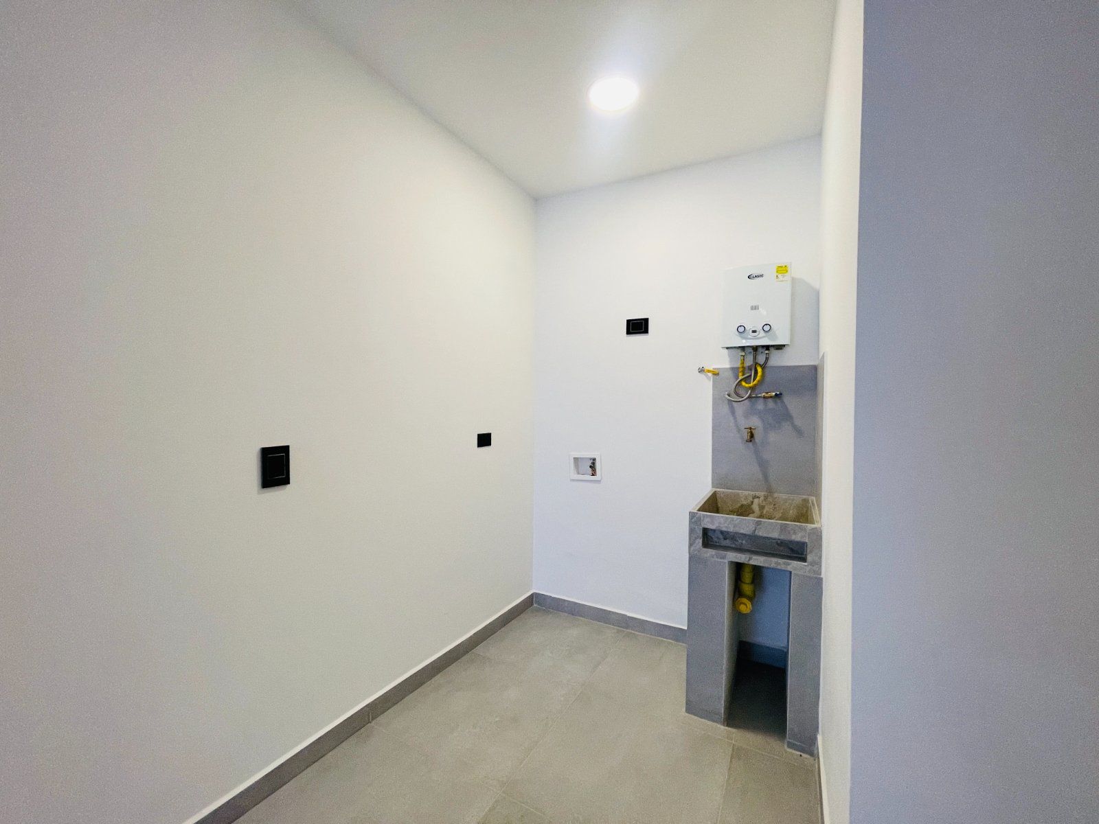 APARTAMENTO EN VENTA UBICADO EN ITAGUI SECTOR SIMON BOLIVAR - 16