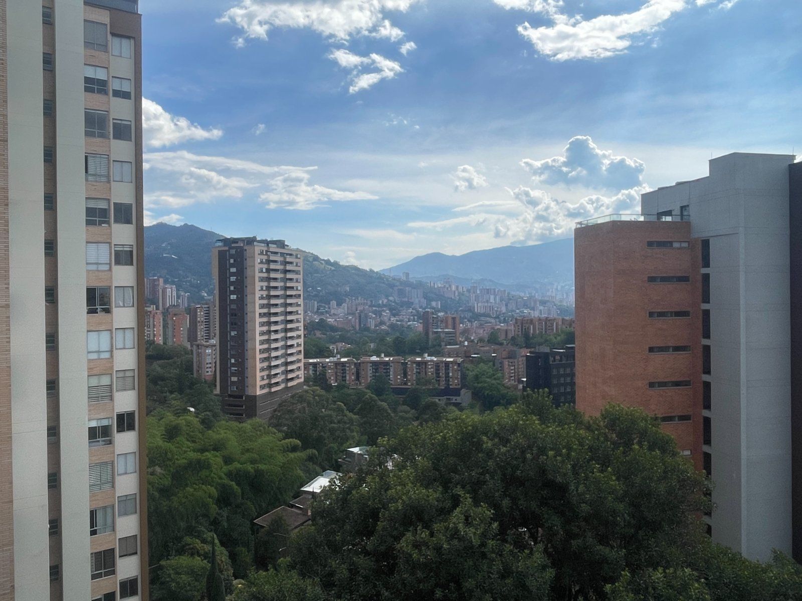 APARTAMENTO EN VENTA UBICADO EN ENVIGADO SECTOR LOMA DEL ESMERALDAL - 19